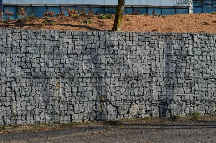 Retaining wall | Hitech Gabion Saudi Arabia