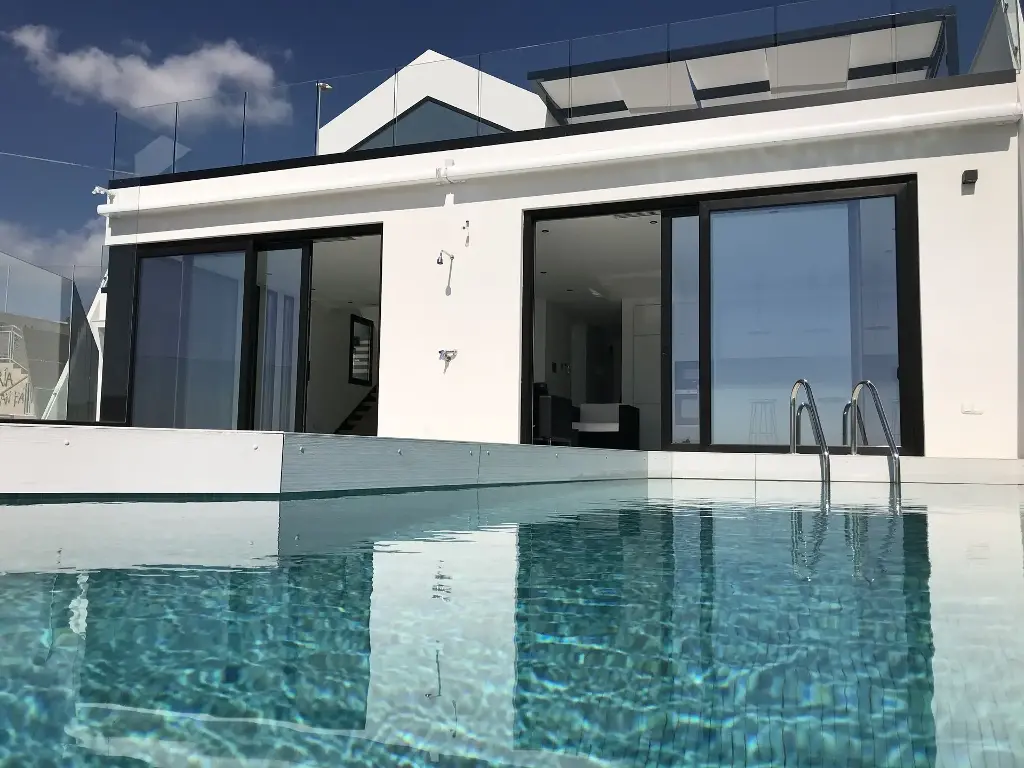 installation of sliding doors 1